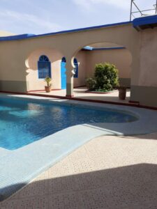 https://www.immotaroudant.com/bien/riad-avec-piscine-et-jardin-3/